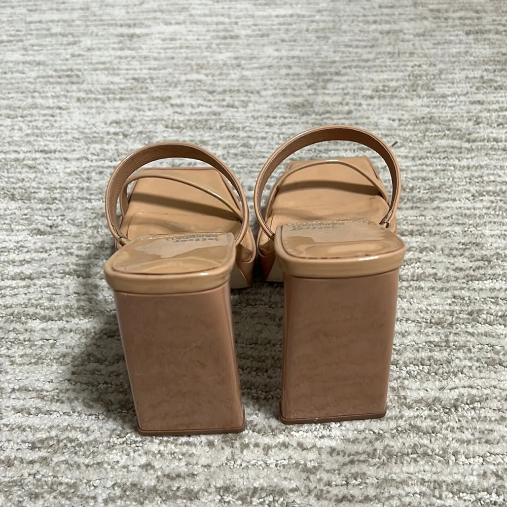 Jeffrey Campbell cream/tan heel - Picture 3 of 3